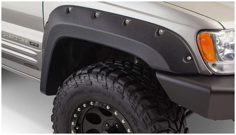 Bushwacker Cut Out Fender Flares 4 Piece Set Matte Black 1999-2004 Grand Cherokee WJ